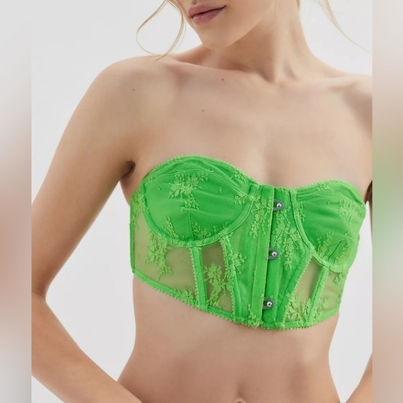 Urban Outfitters Out From Under Firecracker Green Lace Cropped Corset Top S NWT - Picture 1 of 16